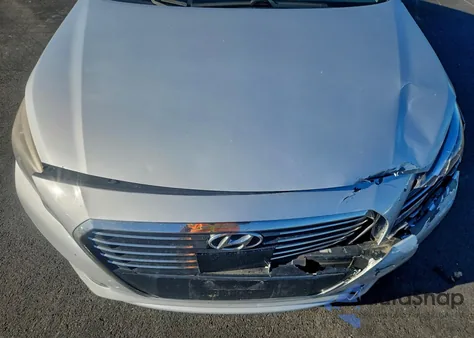 2016 Hyundai Sonata Hybrid from USA, damaged, VIN KMHE34L18GA008923